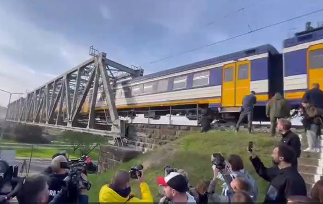 Відновили залізничний міст. Ірпінь повертається до нормального життя