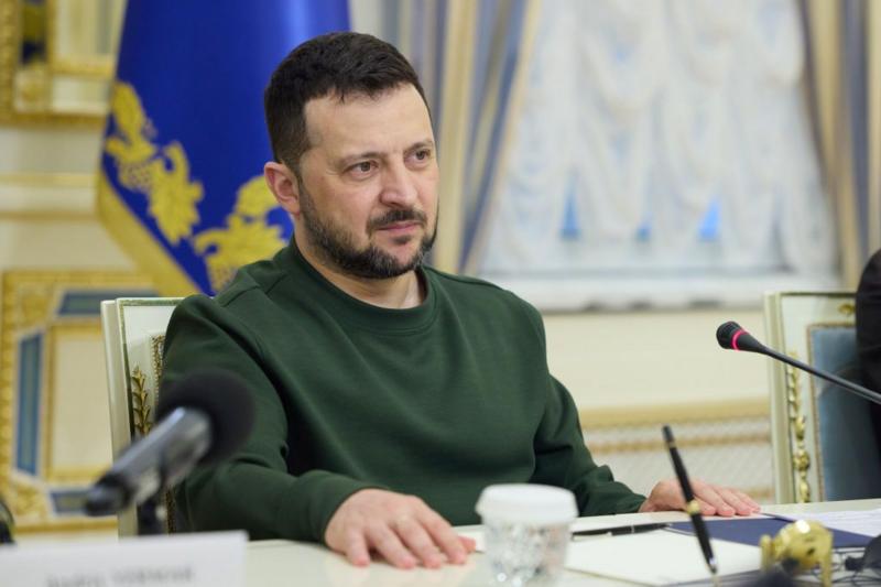 Зеленський підписав закон про мобілізацію з 25-ти років: він лежав без підпису з червня