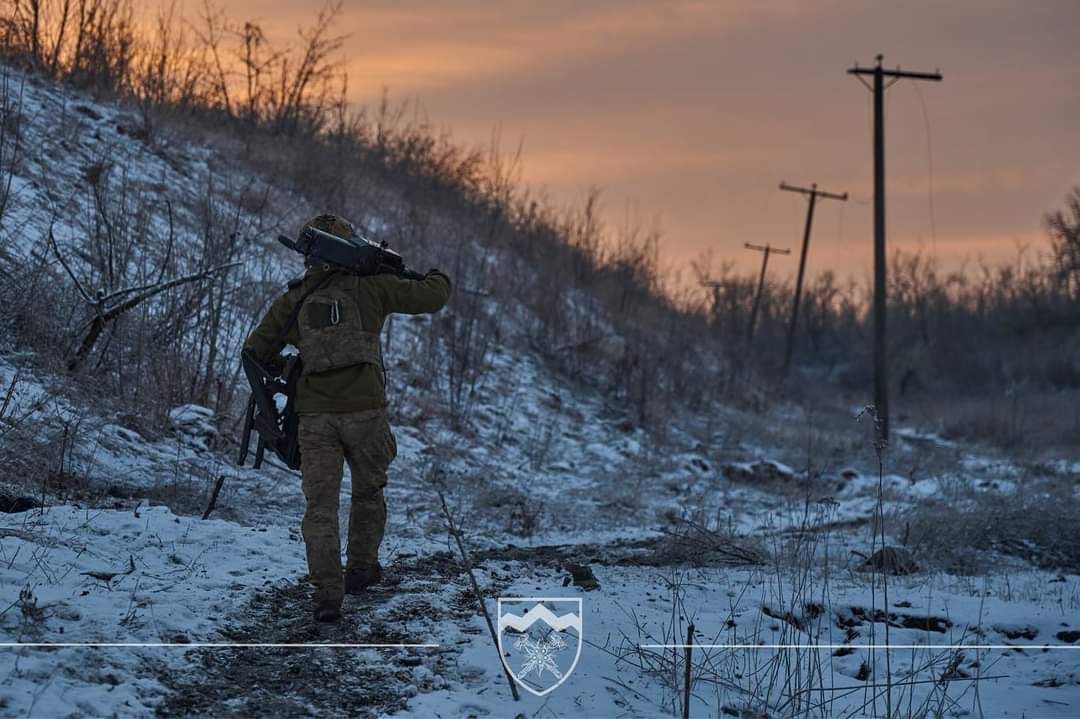 Окупанти 8 разів штурмували українські позиції на лівому березі Дніпра. Генштаб ЗСУ