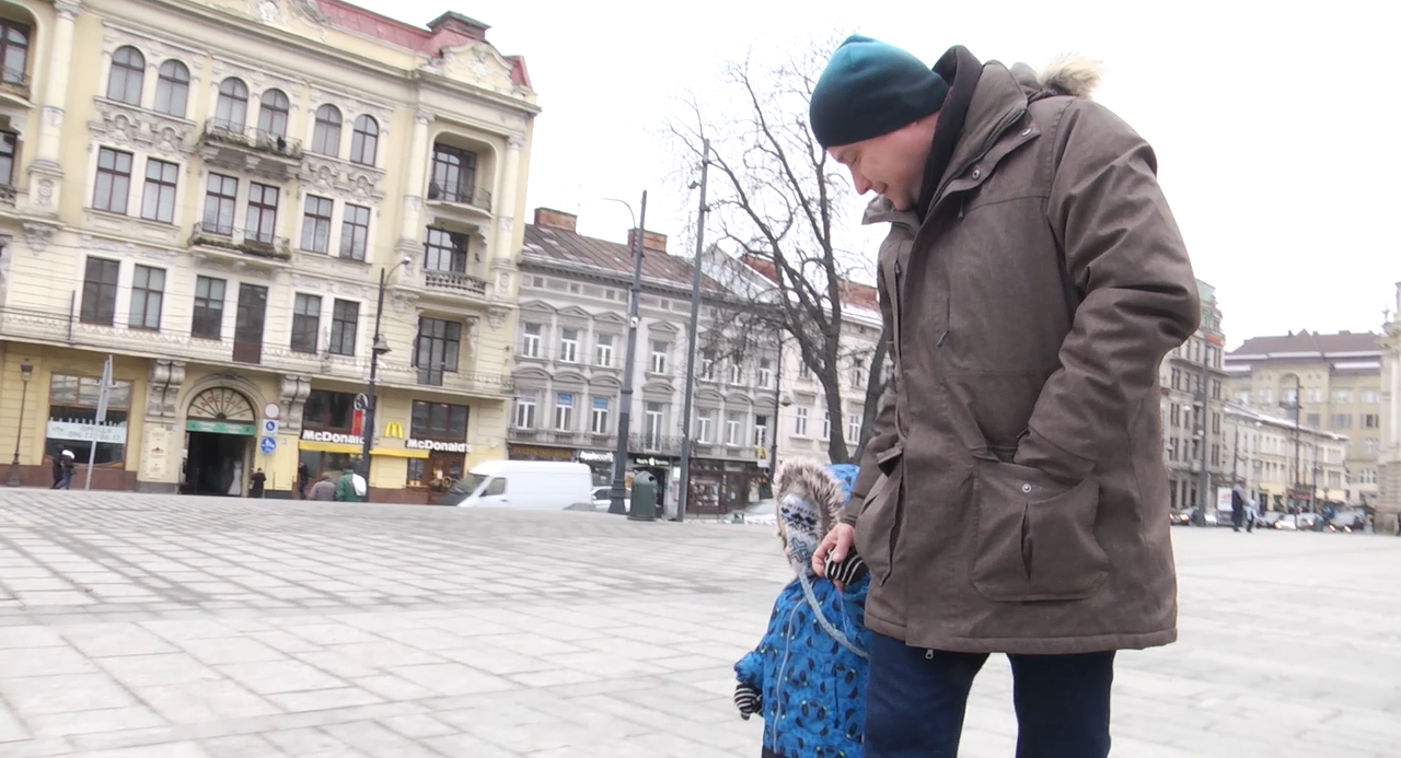 Чоловік у декреті. Досвід українських і не тільки родин, де «хата на тата»