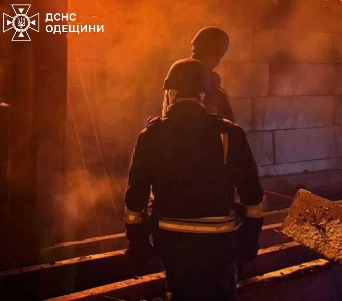 Нічна ворожа атака РФ на Одещину: з’явилися перші фото наслідків