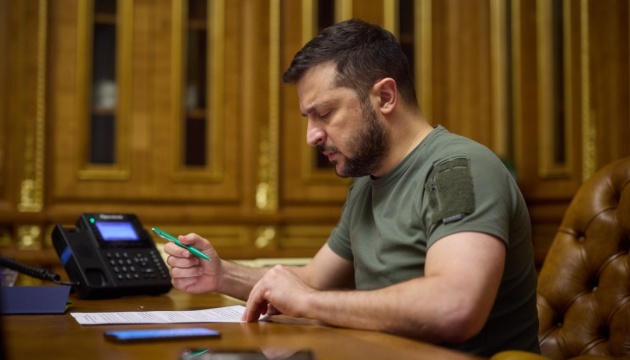 Зеленський підписав закон про мораторій на виплату зовнішнього боргу