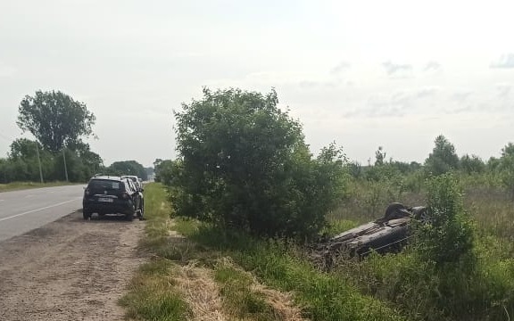Автівка кілька разів перекинулася: на трасі Львів-Шегині - ДТП