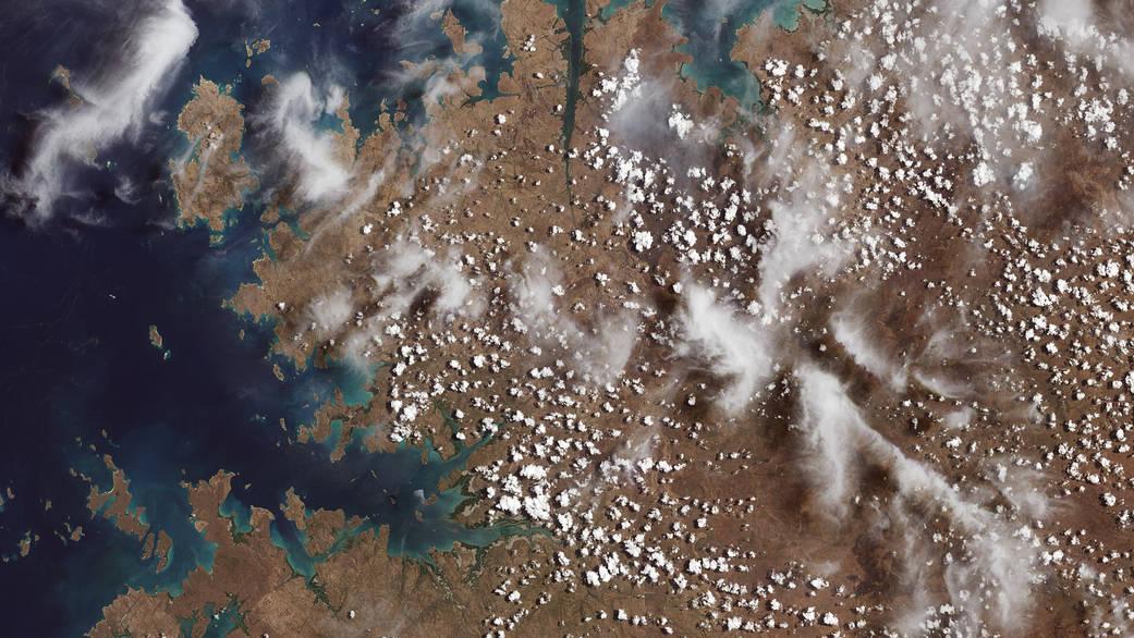 NASA вперше показало дивовижні фото Землі з найновішого супутника