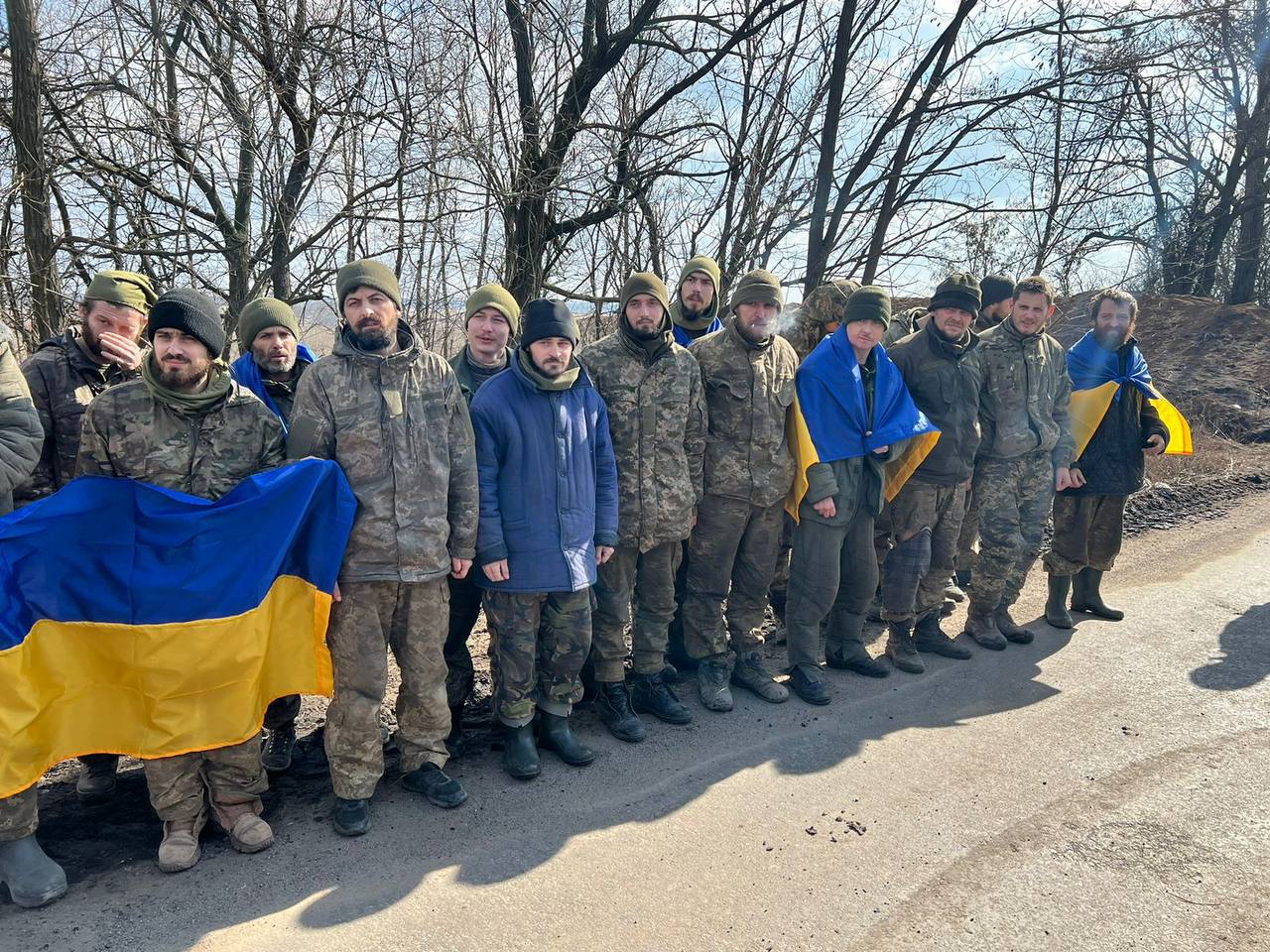 Оборонці Маріуполя, Бахмута і Соледара. Україна повернула з полону додому 130 захисників і захисниць