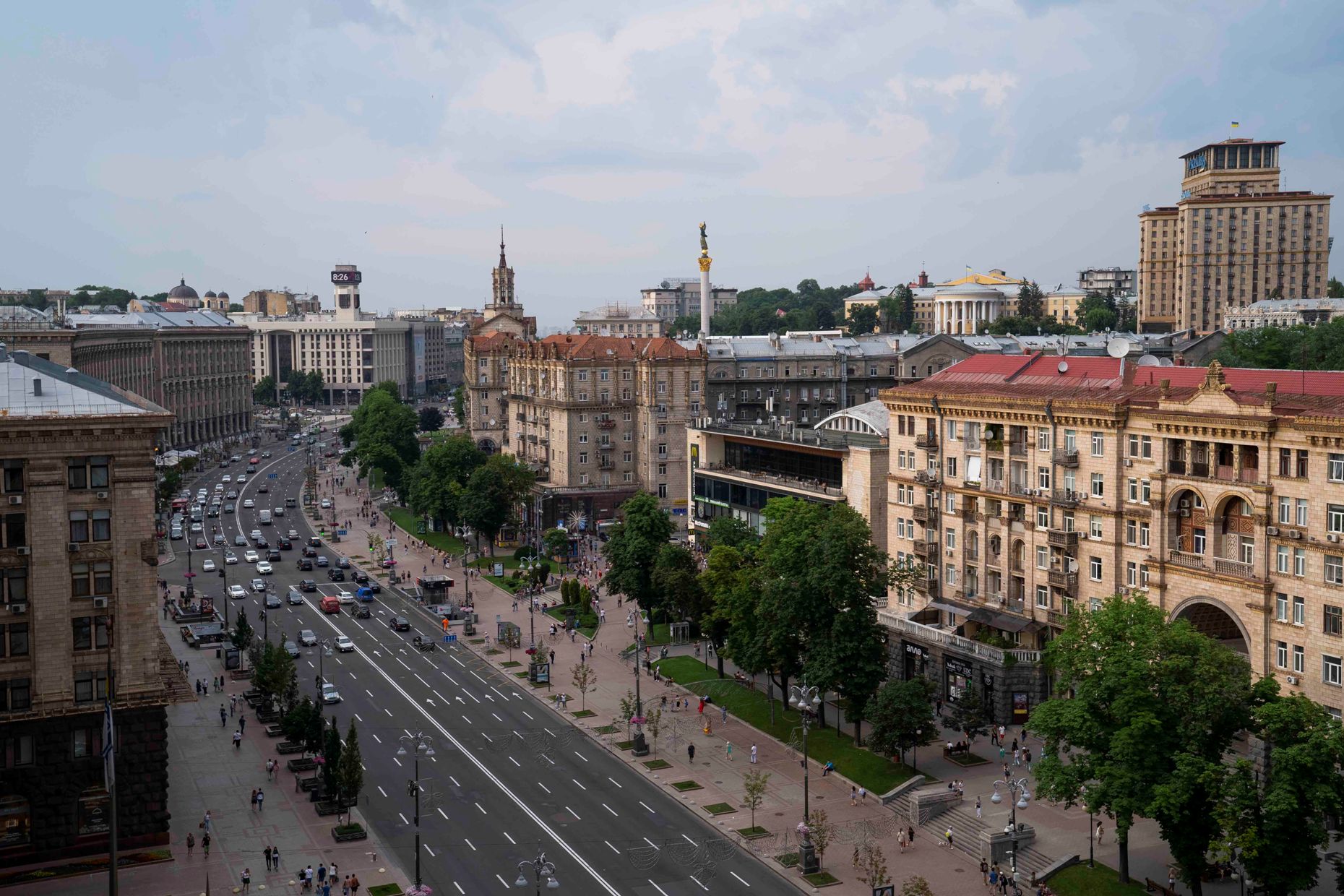У Києві декомунізували назви 12 вулиць та з'явився сквер Сліпака