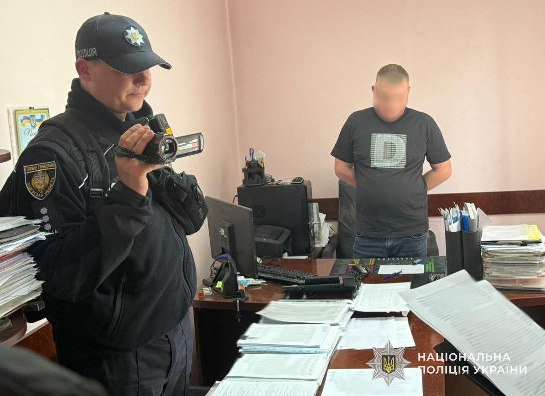 На Львівщині посадовця «Укрзалізниці» затримали на хабарі у 70 тисяч гривень
