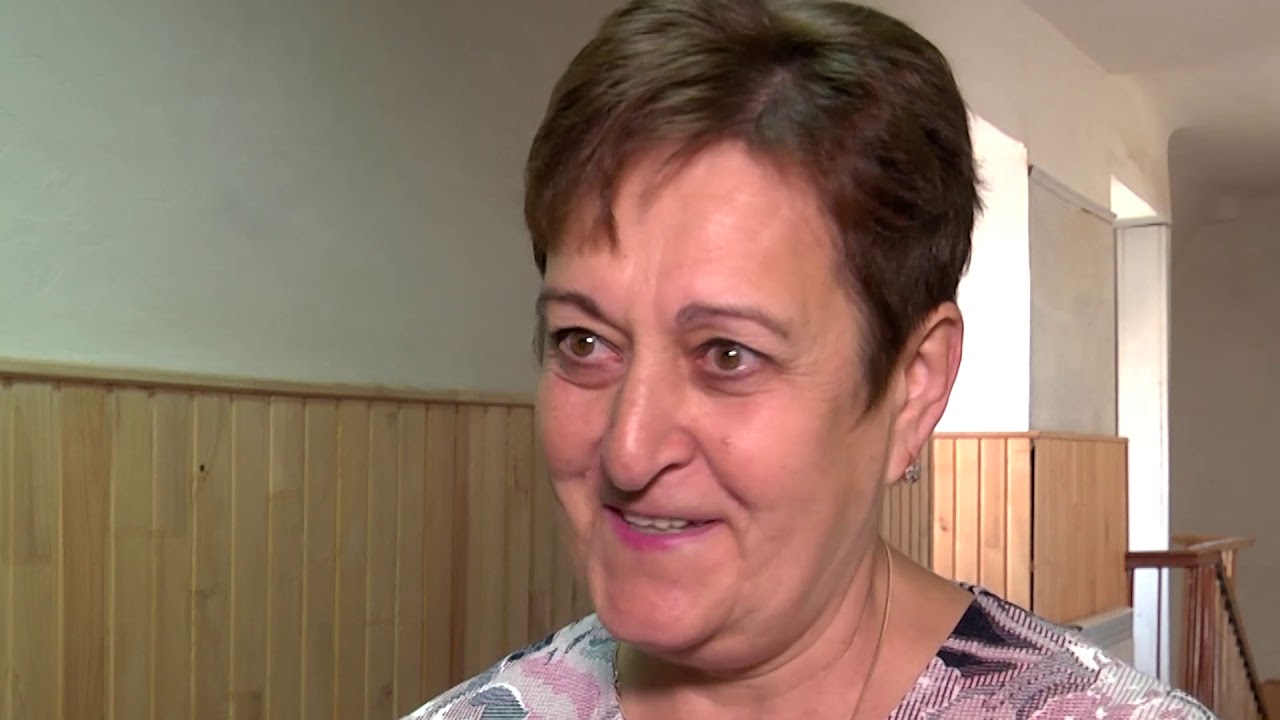 Вчителька впізнає своїх учнів за голосом: історія про унікального педагога
