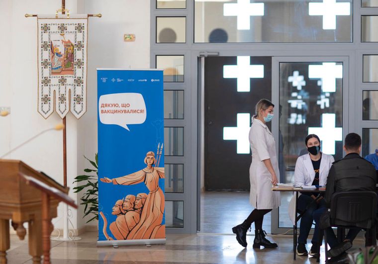 Пункти вакцинації у церквах. Де запрацювали і де планують відкрити