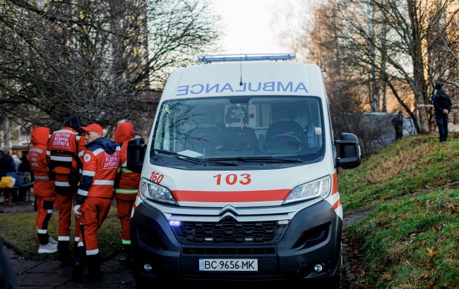 На Херсонщині росіяни скинули на дитину вибухівку з дрона