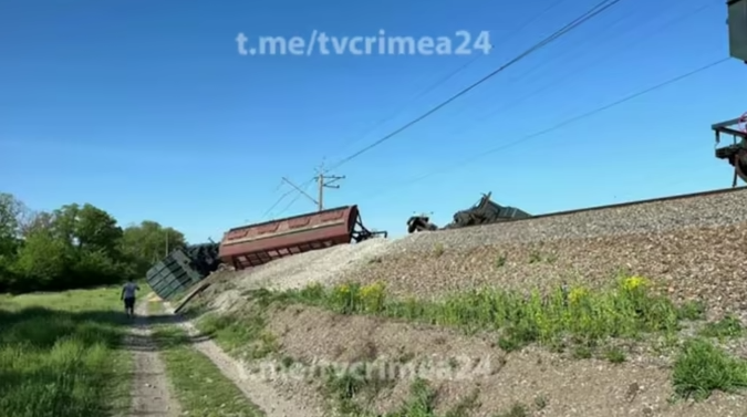 Окупанти засудили чоловіка в Криму на 22 роки за підриви залізниці