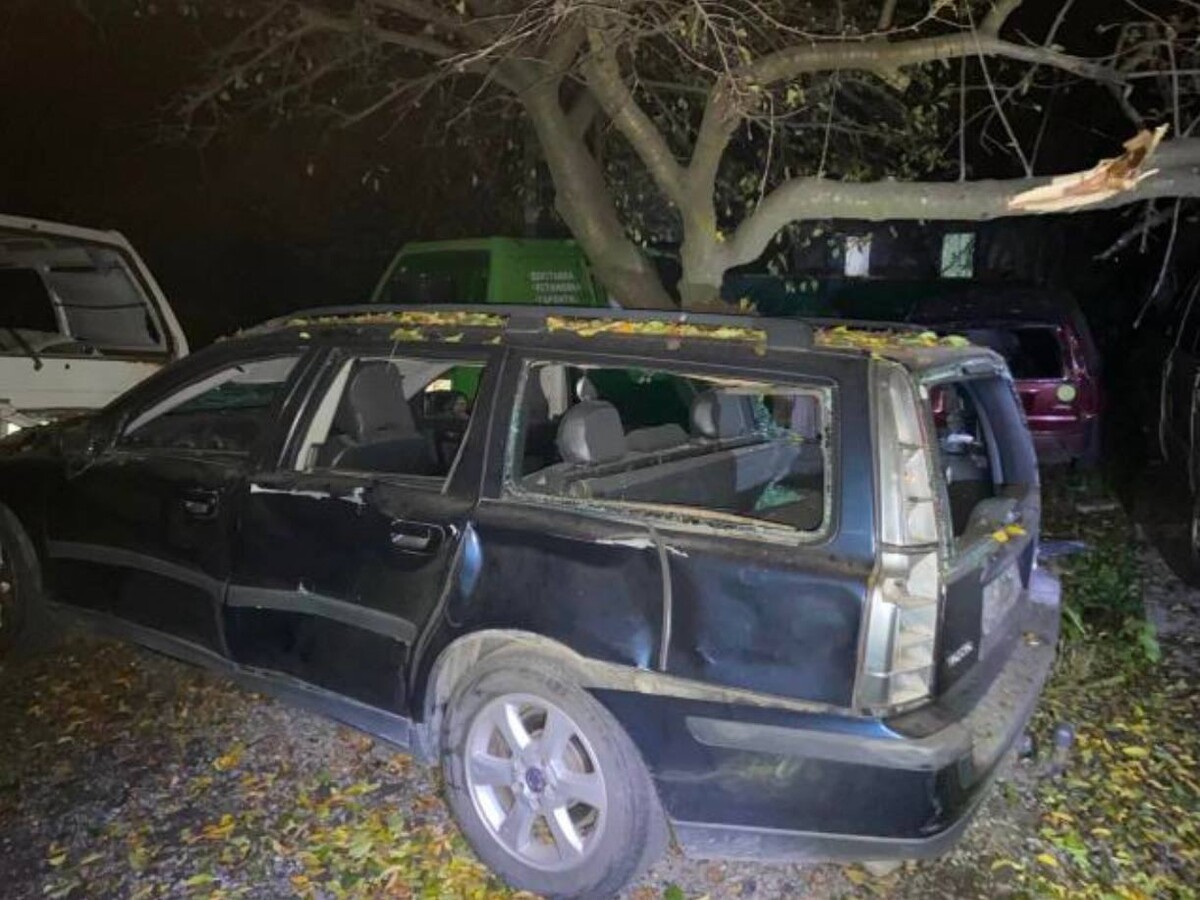 Ракетний удар по Запоріжжю. В Офісі президента показали фото наслідків
