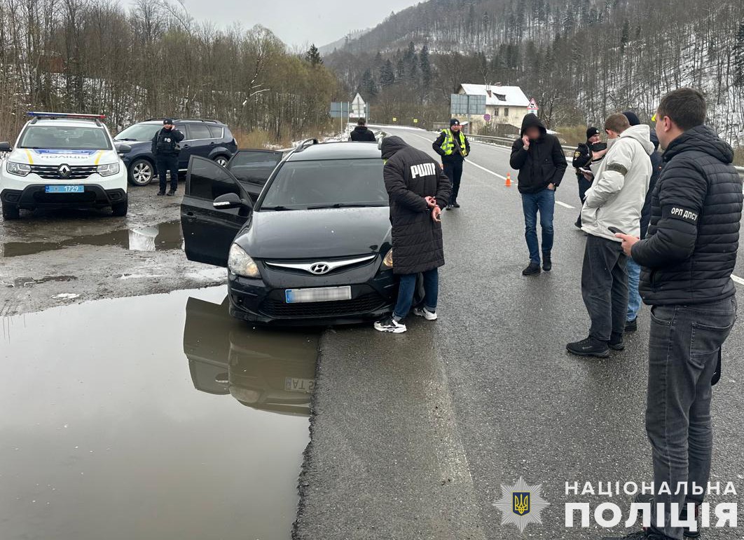 На Львівщині викрили схему організаторів незаконного переправлення військовозобов’язаних за кордон