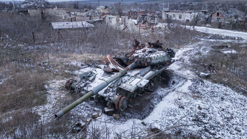 Майже 1 100 мертвих окупантів і багато знищеної техніки: оновлені дані про втрати ворога