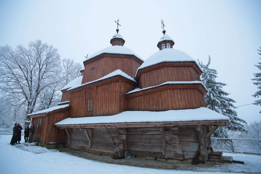 На Львівщині реставрували старовинний храм, настоятелем якого був дід Євгена Коновальця