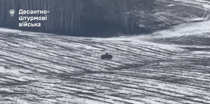 Галицькі десантники показали відео ліквідації росіян бронетранспортером на Курщині