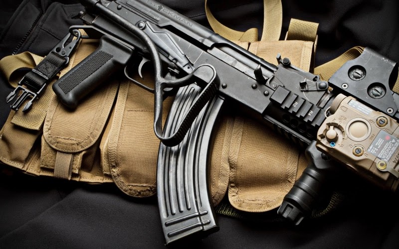 Чи забиратимуть у громадян роздану на початку війни зброю: відповідь поліції