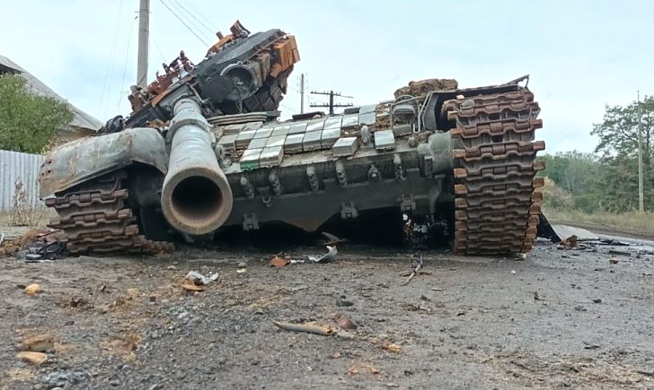 Не все так просто, мамо. Росіянин розповів, як погубили чоботи під час втечі