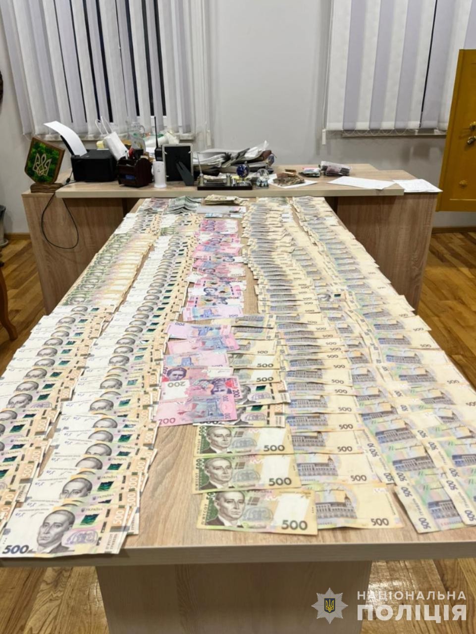 Депутатів двох міськрад Львівщини викрили на «відкатах» у 800 тисяч гривень
