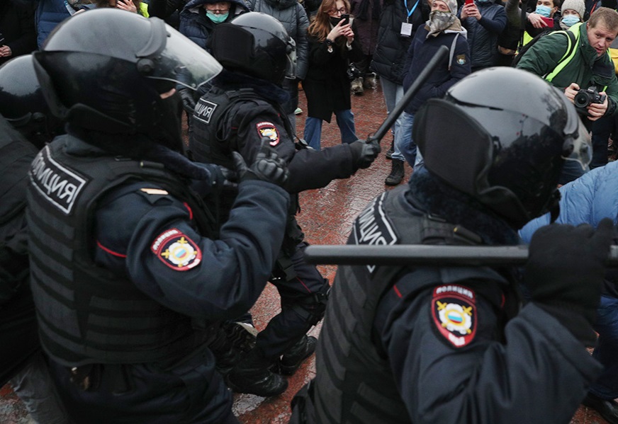 У Росії пройшли антивоєнні акції у 48-ми містах, понад тисячу затриманих