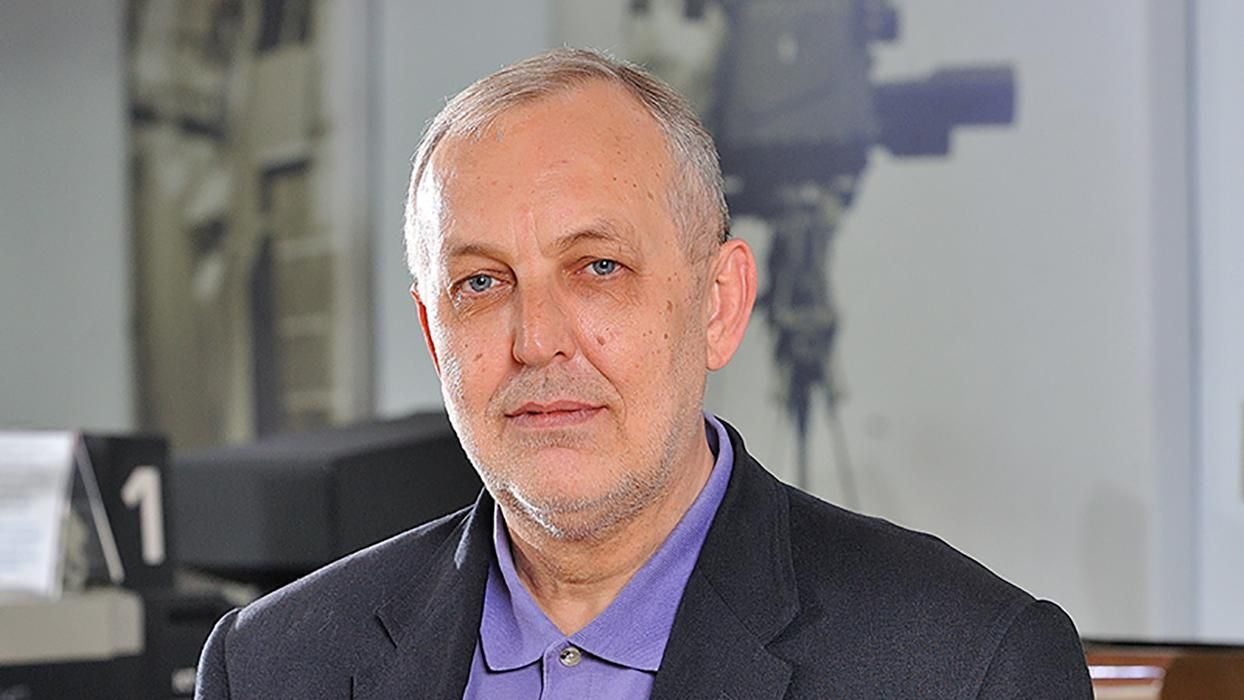 Журналіст Макаров в Києві сам поранив себе ножем: поліція повідомила деталі