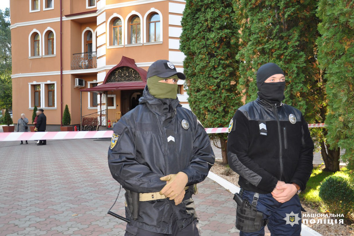 Внаслідок бійки біля собору в Черкасах заявили про травми 20 осіб, – поліція