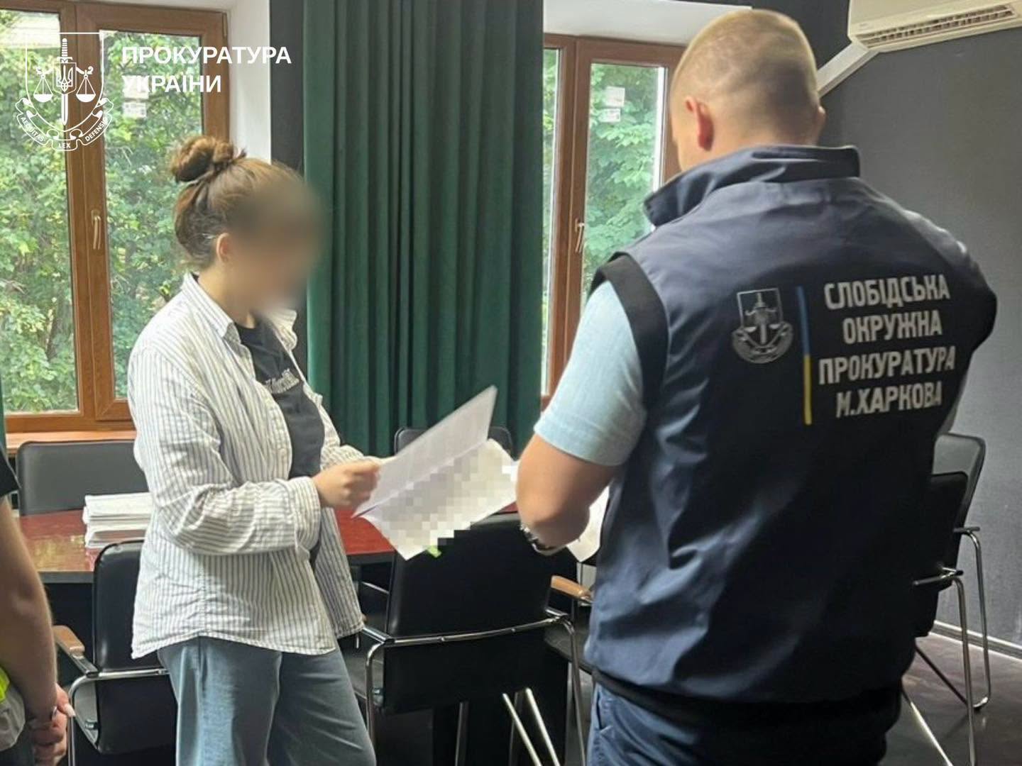Били з перших тижнів життя: у Харкові матір судитимуть за страшні травми немовляти