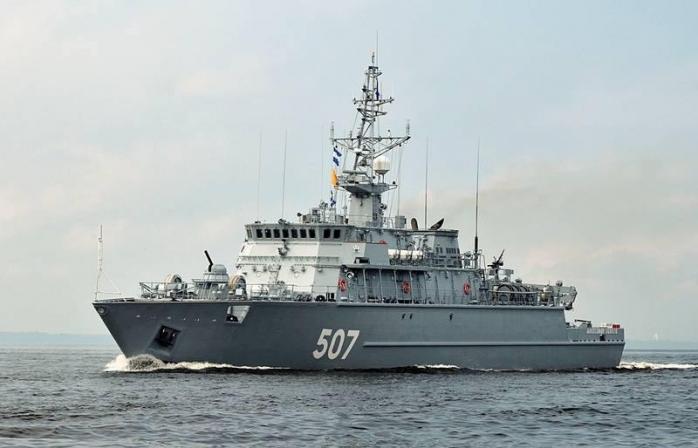 ГУР відправило за курсом ще один російський корабель