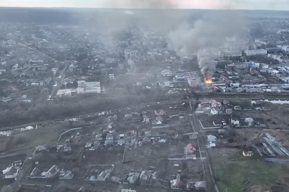 Як український «Спартан» нищить окупантів у Бахмуті. Відео