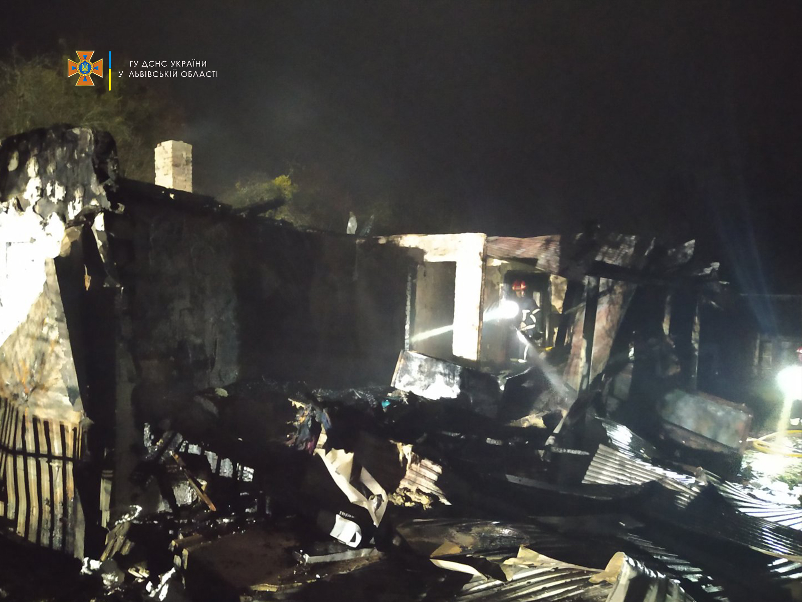 Під час пожежі на Львівщині літня жінка отримала опіки обличчя