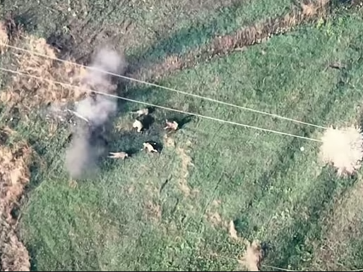 ЗСУ показали, як FPV-дрони змусили росіян вийти з селища