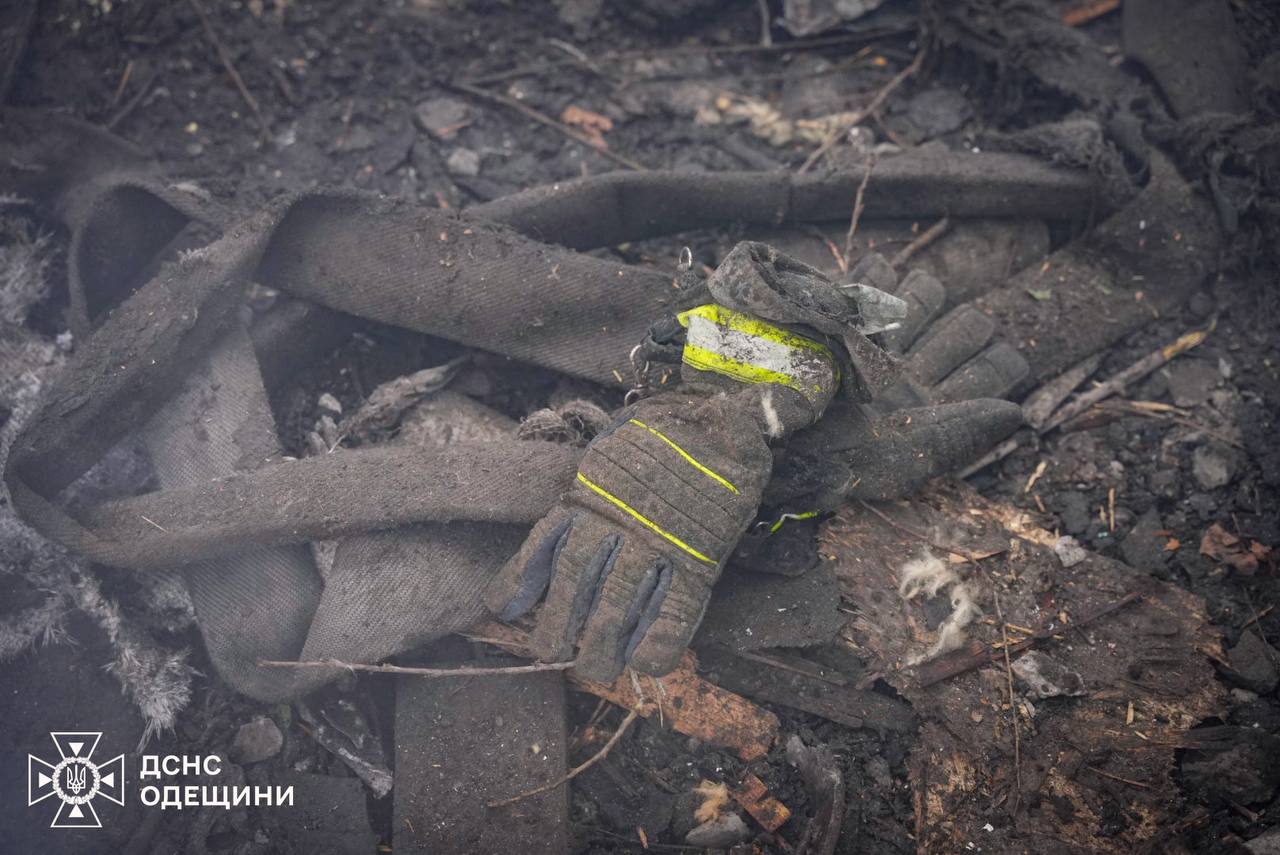 Кількість загиблих внаслідок удару по Одесі зросла до 19 осіб