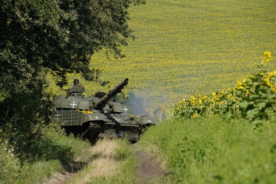 Окупанти наступали на п'яти напрямках. Генштаб
