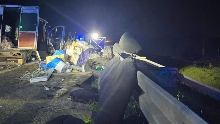 У Польщі мікроавтобус з українцями врізався у вантажівку: що відомо