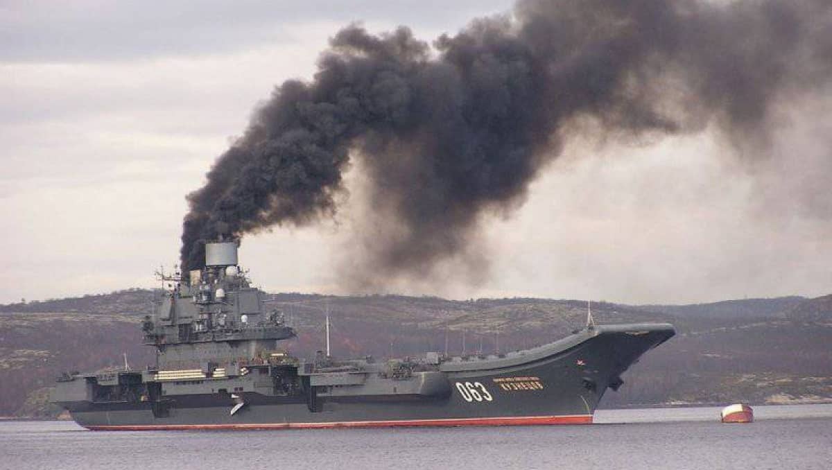 Російська верф, що будує військові кораблі, - на межі банкрутства
