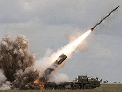 Над Сумщиною росіяни скинули вибухівки з безпілотника і вели артобстріл