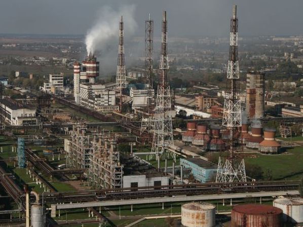 Під заводом «Азот» у Сєвєродонецьку ховаються кілька сотень людей, серед них є діти – голова ОВА