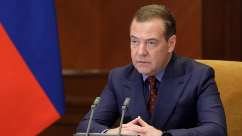 Медведєв пригрозив Україні «судним днем». В ОП відповіли