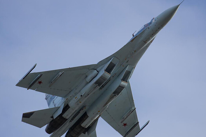 Польща піднімала бойову авіацію під час ракетного удару РФ по Україні