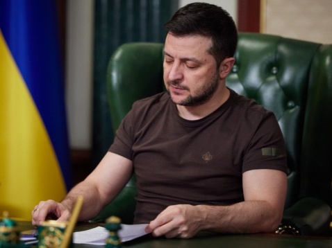 Зеленський підписав закон про продовження дії воєнного стану