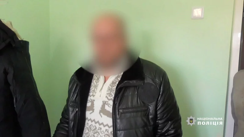 На Буковині під суд піде чоловік, який вкрав гроші в важкохворої дитини