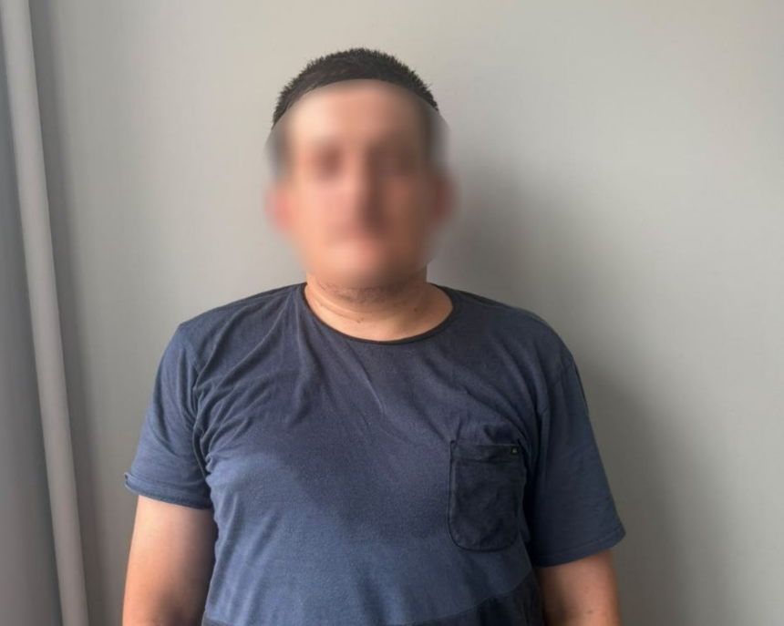 Фасував та відправляв поштою: на Львівщині затримали чергового наркодилера