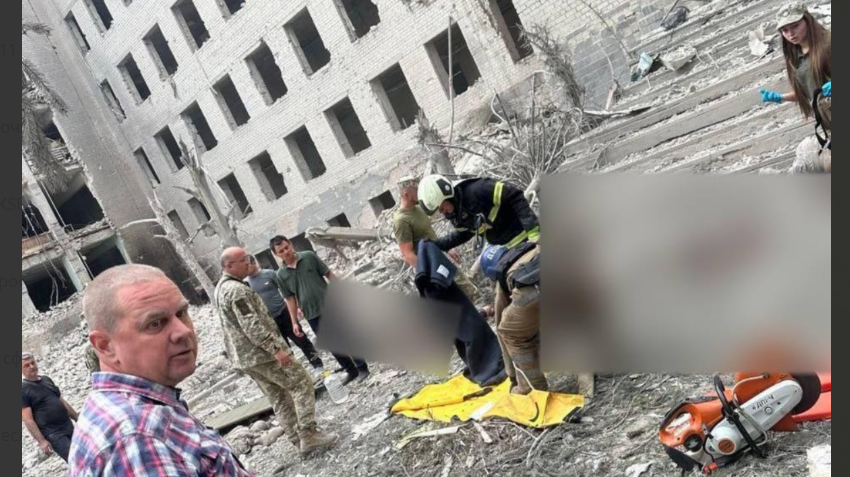 Смертельний удар по Полтаві: у мережі показали відео та фото з місця влучання