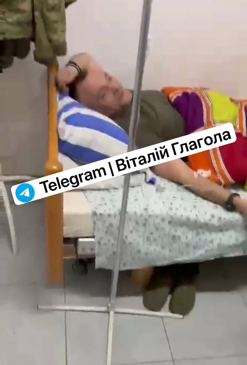 На Закарпатті нетверезий та озброєний керівник ТЦК намагався мобілізувати робочих під час ремонту мосту