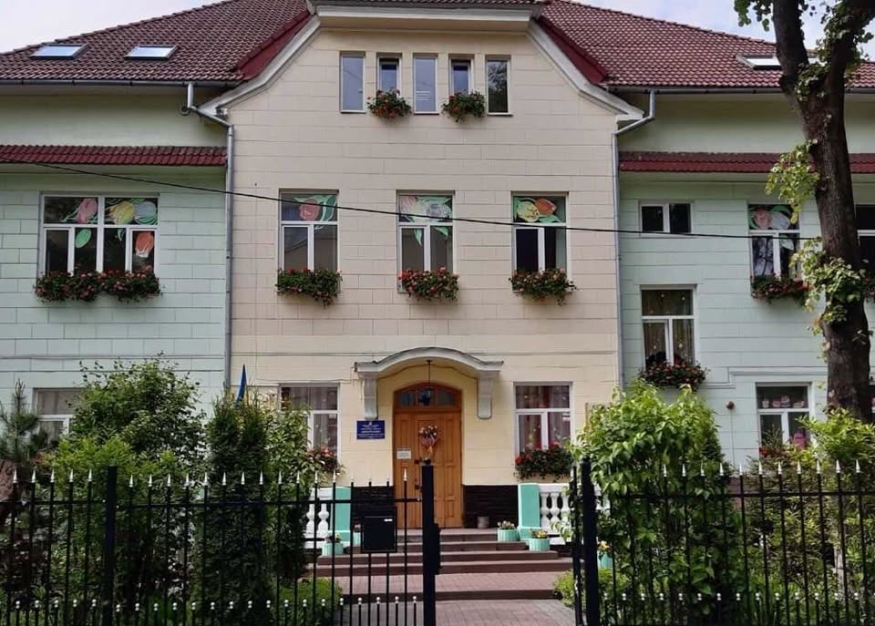 У Львові терміново евакуювали учнів однієї зі шкіл: що сталося