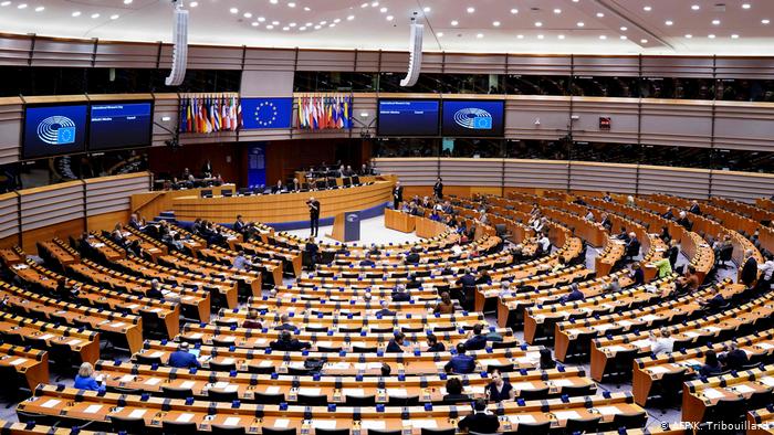 Європарламент VS Путін | Кива - науковець | Рецепти паски і ціна кошика