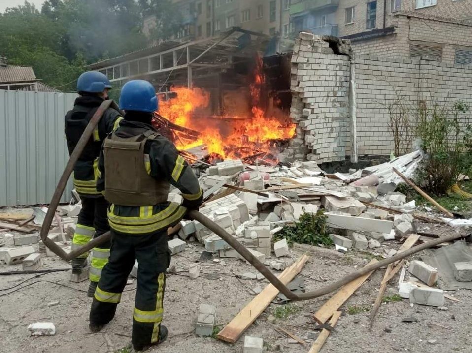 На Луганщині росіяни обстріляли Лисичанськ і Сєвєродонецьк: троє загиблих