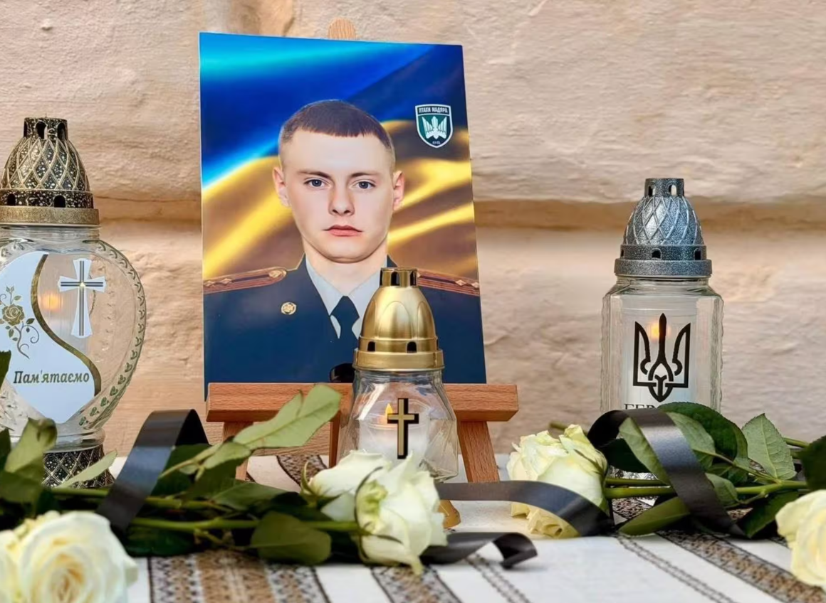 На Львівщині відкрили меморіальну дошку на честь загиблого командира (фото)