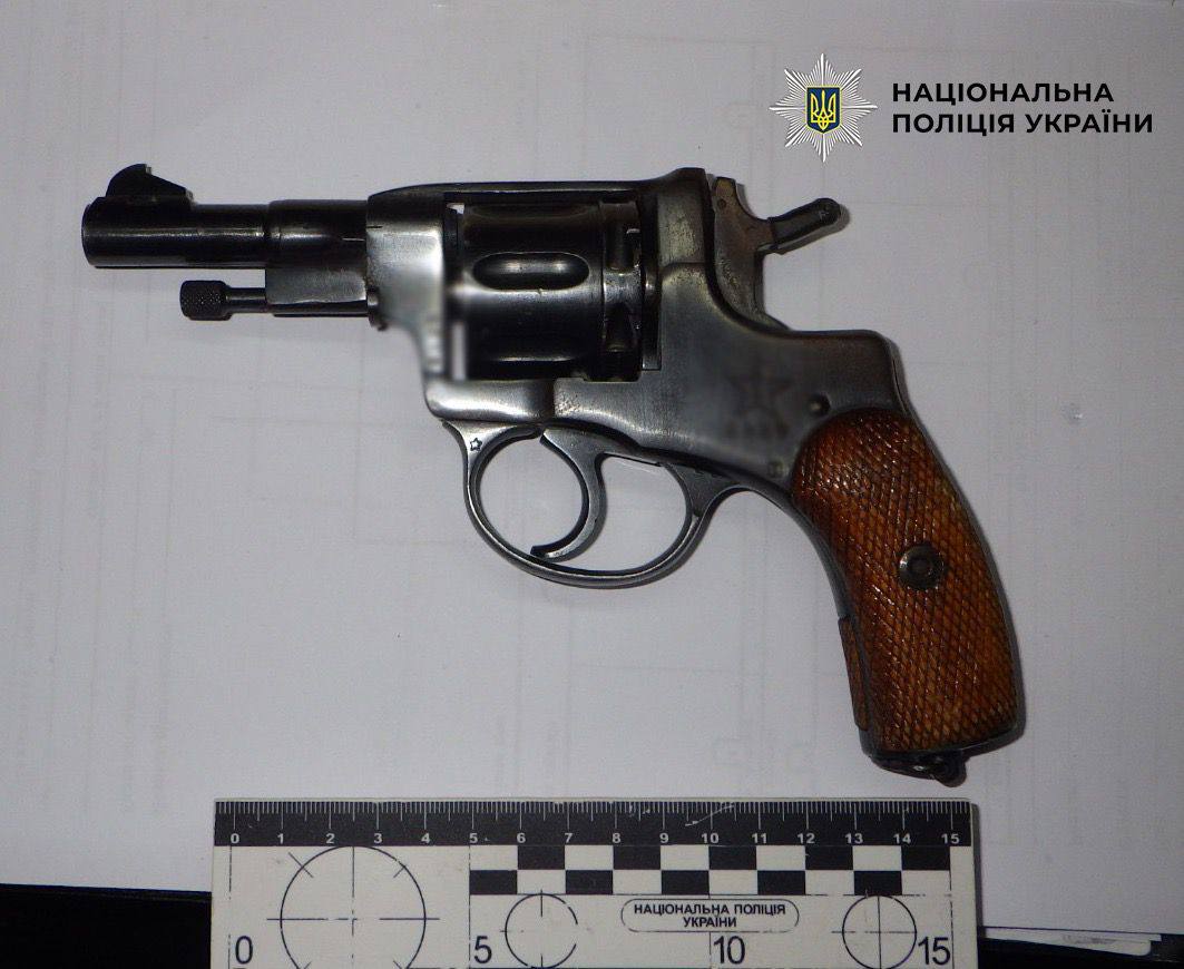Вночі у Києві знову сталася стрілянина: з'явилися перші фото нападника