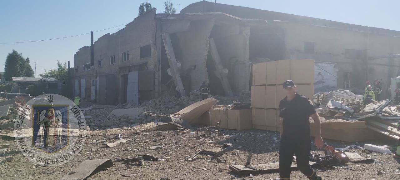 На місці вибуху в Києві виявили тіла загиблих
